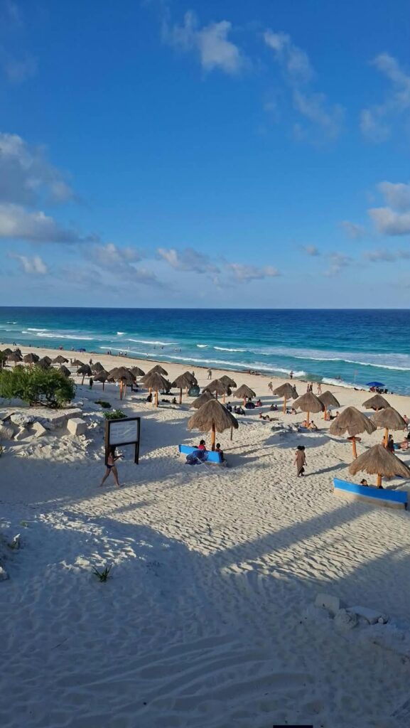 Beach Mirador Cancún, Quintana Roo.